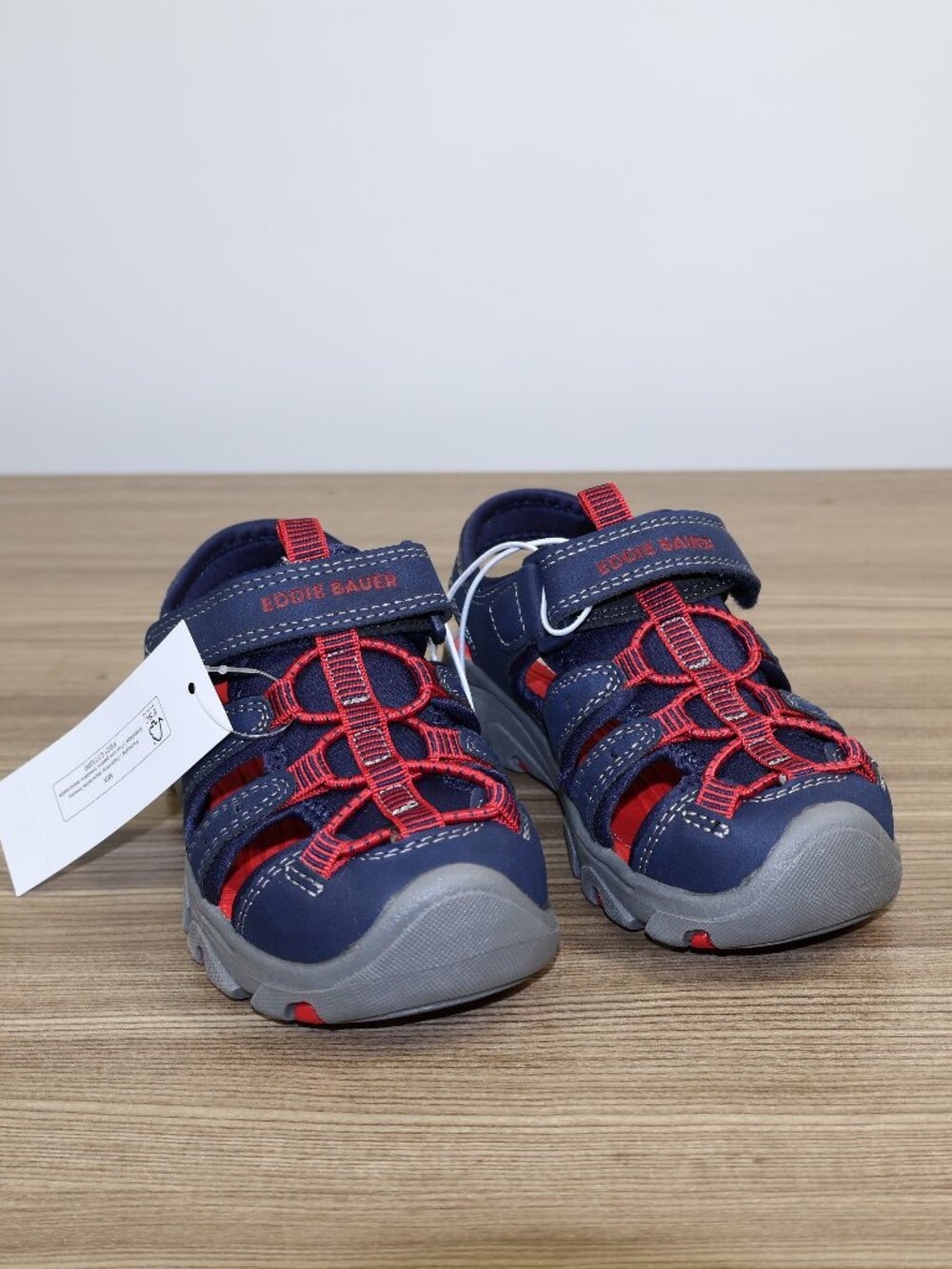 Kid's Eddie Bauer size 11 brand new sandals color navy and red Size 11